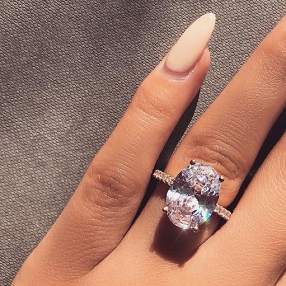 925 Silver Oval White Sapphire Ring - Picture 3 of 9